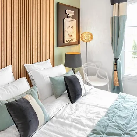 Luxury 200 Meters From Place Des Lices Apartman